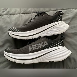 Hoka One Bondi X Women’s Road Shoe: Black & White: Size 8